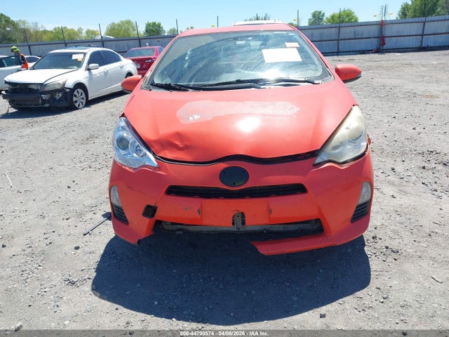 2014 TOYOTA PRIUS C JTDKDTB32E1070672 Photo 5