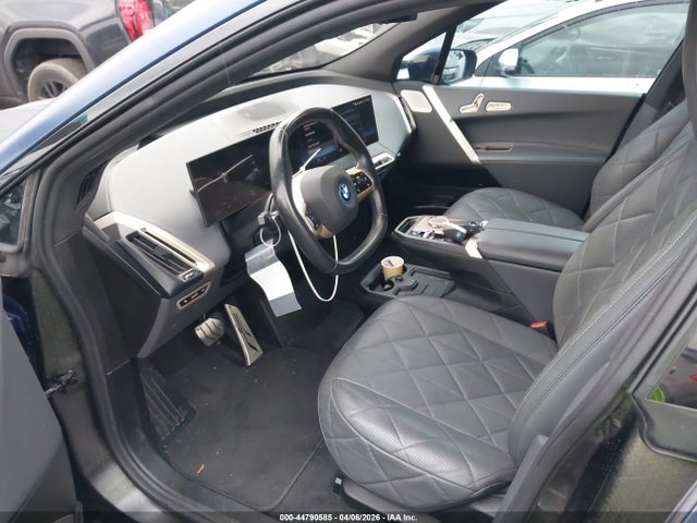 44790585 :رقم المزاد ، WB523CF06NCK66214 vin ، 2022 Bmw Ix Xdrive50 مزاد بيع