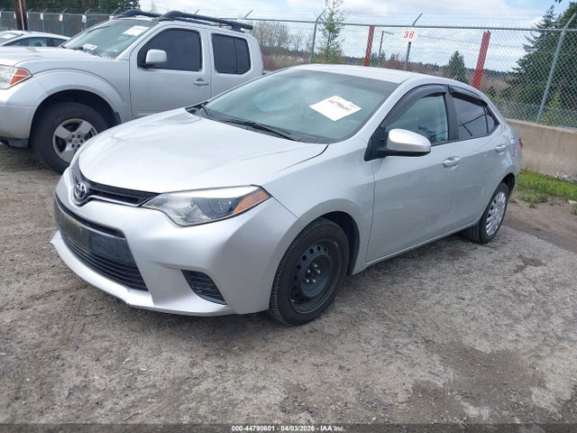 2T1BURHE8GC589106 Toyota COROLLA LE