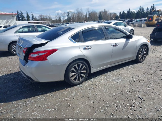 Aukcja sprzedaży 2017 Nissan Altima 2.5 Sv, vin: 1N4AL3AP8HC212878, numer aukcji: 44790603