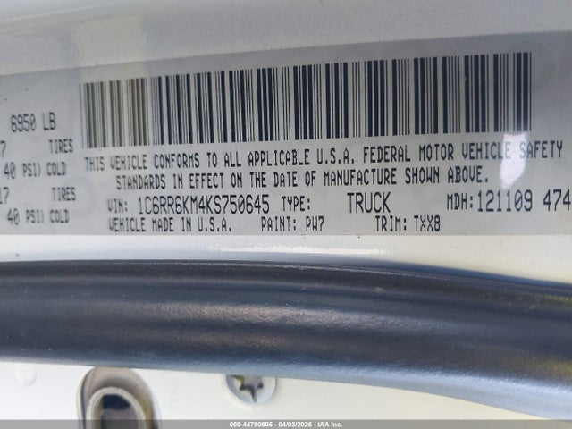 1C6RR6KM4KS750645 RAM 1500 Classic Tradesman 4x2 5&#039;7 Box