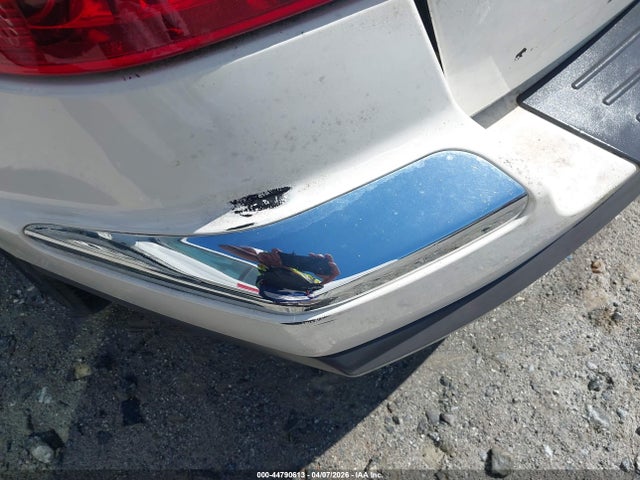 2005 Chrysler Pacifica Touring მანქანა იყიდება აუქციონზე, vin: 2C8GM68405R550226, აუქციონის ნომერი: 44790613