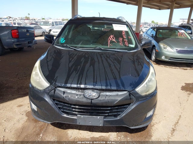 KM8JU3AG8FU053581 Hyundai TUCSON SE