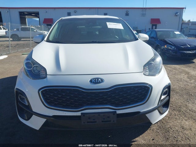 2020 Kia Sportage Lx მანქანა იყიდება აუქციონზე, vin: KNDPMCAC9L7682885, აუქციონის ნომერი: 44790617