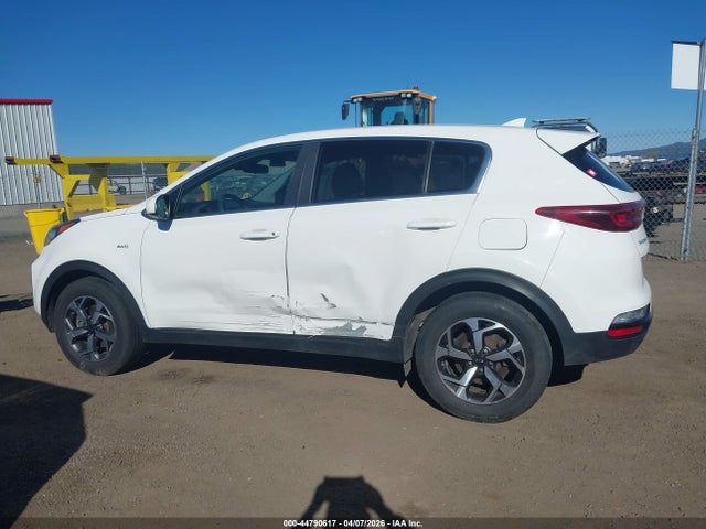 2020 Kia Sportage Lx მანქანა იყიდება აუქციონზე, vin: KNDPMCAC9L7682885, აუქციონის ნომერი: 44790617
