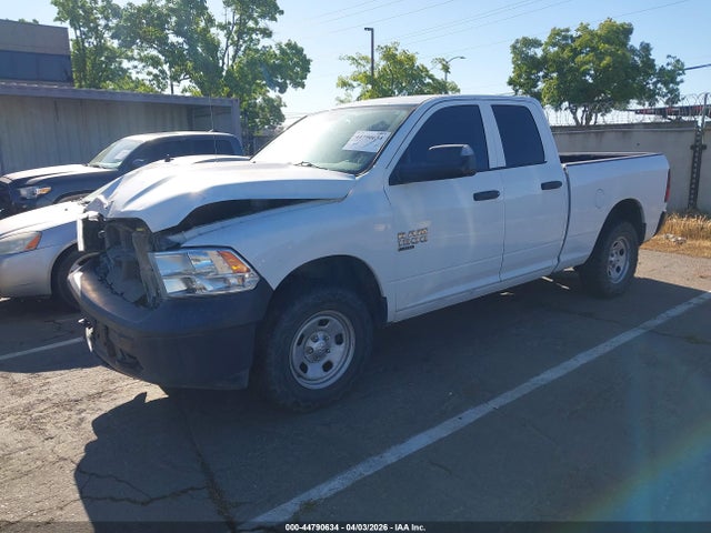 2019 RAM 1500 CLASSIC 1C6RR7FG8KS541824 Photo 1