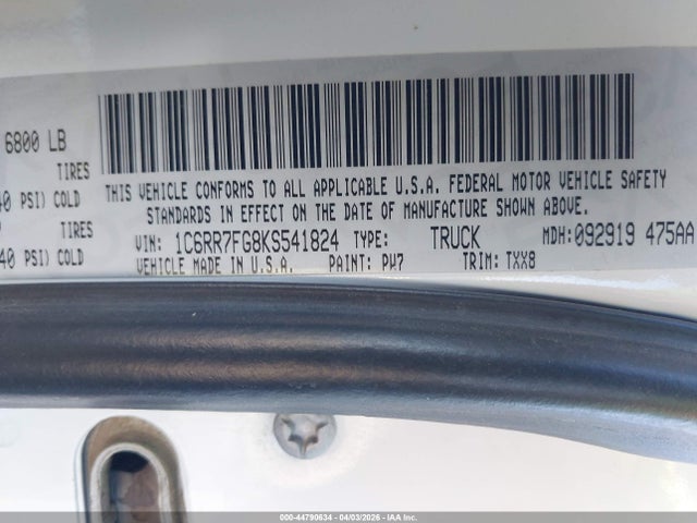 2019 RAM 1500 CLASSIC 1C6RR7FG8KS541824 Photo 8