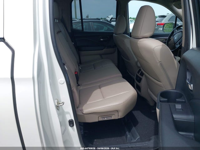 Продажа на аукционе авто 2017 Honda Ridgeline Rtl-t, vin: 5FPYK2F67HB009299, номер лота: 44790636