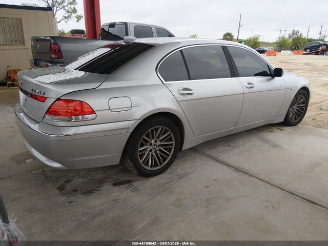 44790642 :رقم المزاد ، WBAGN63424DS51275 vin ، 2004 Bmw 745li مزاد بيع