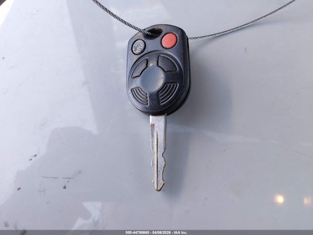 2008 Ford Escape Limited მანქანა იყიდება აუქციონზე, vin: 1FMCU94158KC92426, აუქციონის ნომერი: 44790665