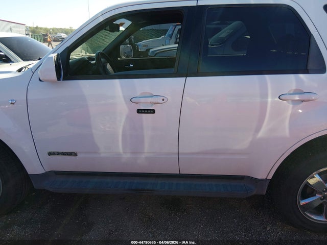 2008 Ford Escape Limited მანქანა იყიდება აუქციონზე, vin: 1FMCU94158KC92426, აუქციონის ნომერი: 44790665