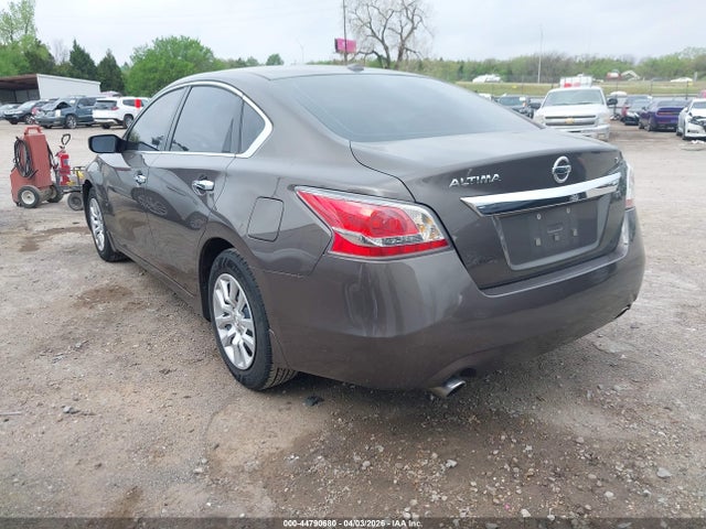 2015 NISSAN ALTIMA 1N4AL3AP6FN383095 Photo 2