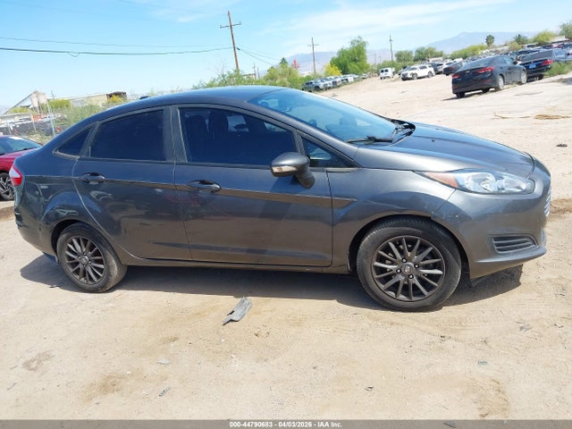 Ford FIESTA SE 2016 3FADP4BE3GM154759 Image 13