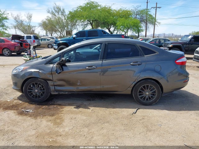 Ford FIESTA SE 2016 3FADP4BE3GM154759 Image 14