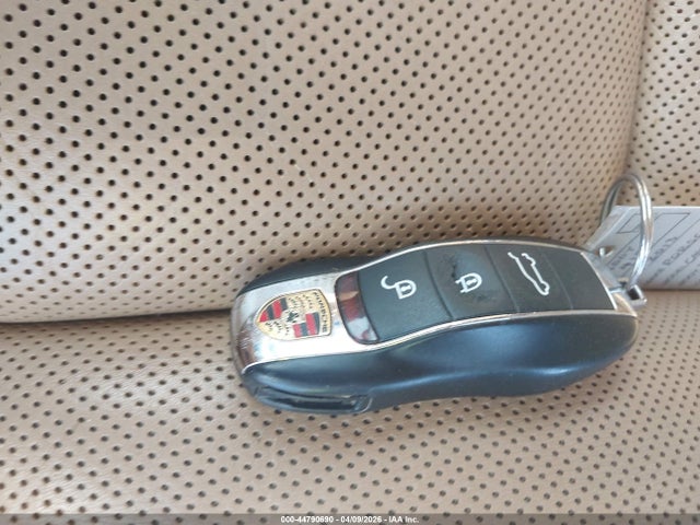 2013 PORSCHE CAYENNE WP1AB2A22DLA86358 Photo 10