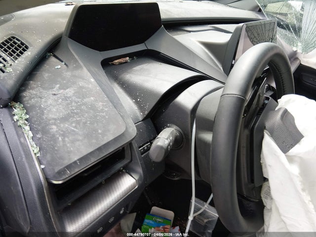 JTDACAAU2R3018305 Toyota PRIUS XLE