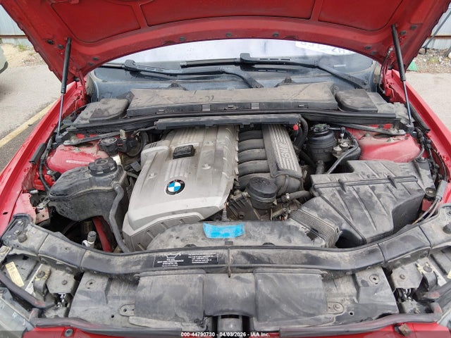 2006 Bmw 325i მანქანა იყიდება აუქციონზე, vin: WBAVB13556KR63516, აუქციონის ნომერი: 44790730