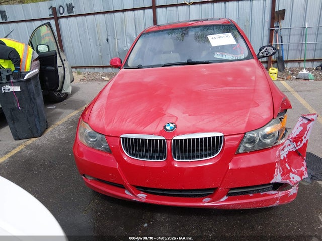 2006 Bmw 325i მანქანა იყიდება აუქციონზე, vin: WBAVB13556KR63516, აუქციონის ნომერი: 44790730