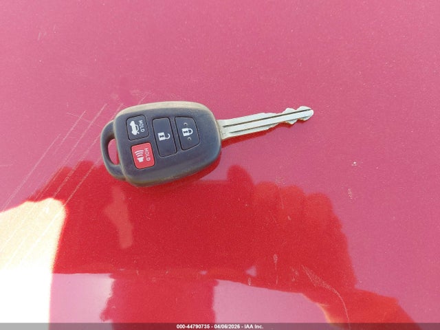 44790735 :رقم المزاد ، 5YFBURHE0FP295830 vin ، 2015 Toyota Corolla S Plus مزاد بيع