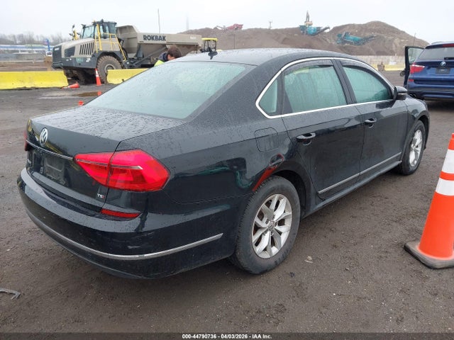 44790736 :رقم المزاد ، 1VWAT7A3XGC009906 vin ، 2016 Volkswagen Passat 1.8t S مزاد بيع