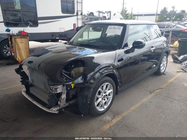 Mini Hardtop Cooper 2019 WMWXP5C51K2H96778 Image 2