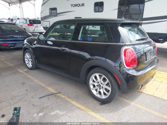 Mini Hardtop Cooper 2019 WMWXP5C51K2H96778 Image 3