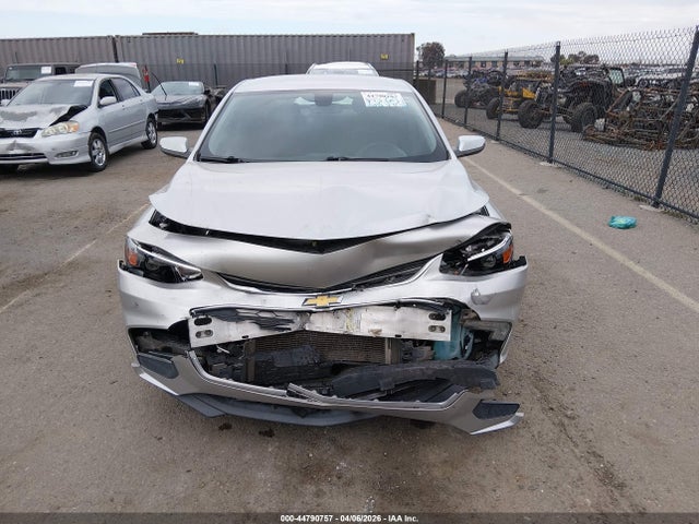 1G1ZD5ST5JF178123 Chevrolet MALIBU LT