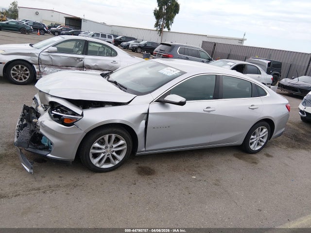 1G1ZD5ST5JF178123 Chevrolet MALIBU LT
