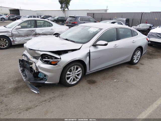 1G1ZD5ST5JF178123 Chevrolet MALIBU LT