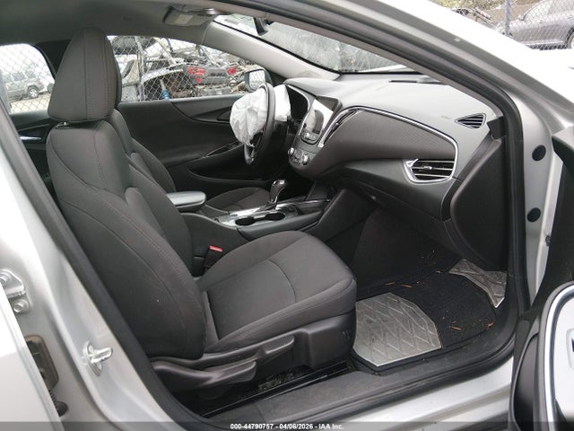1G1ZD5ST5JF178123 Chevrolet MALIBU LT