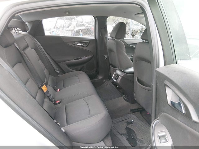 1G1ZD5ST5JF178123 Chevrolet MALIBU LT