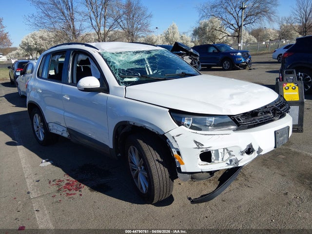 Aukcja sprzedaży 2017 Volkswagen Tiguan 2.0t/2.0t S, vin: WVGAV7AX7HK049315, numer aukcji: 44790761