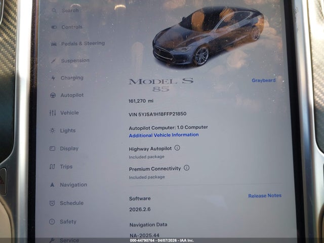 44790764 :رقم المزاد ، 5YJSA1H18FFP21850 vin ، 2015 Tesla Model S 60/70/85 مزاد بيع