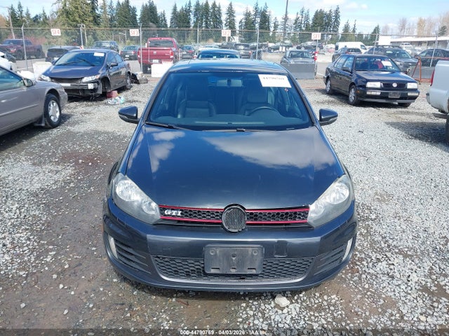 2010 Volkswagen Gti 4-door მანქანა იყიდება აუქციონზე, vin: WVWHD7AJ3AW275044, აუქციონის ნომერი: 44790769