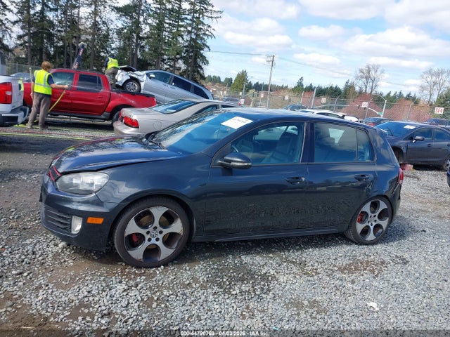 2010 Volkswagen Gti 4-door მანქანა იყიდება აუქციონზე, vin: WVWHD7AJ3AW275044, აუქციონის ნომერი: 44790769