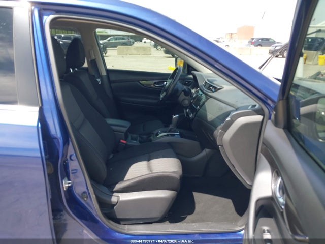 44790771 :رقم المزاد ، JN8AT2MT1KW502953 vin ، 2019 Nissan Rogue Sv مزاد بيع