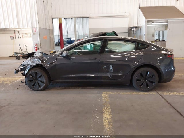 2025 Tesla Model 3 Long Range Rear-wheel Drive/standard Rear-wheel Drive მანქანა იყიდება აუქციონზე, vin: 5YJ3E1EA4SF042889, აუქციონის ნომერი: 44790772