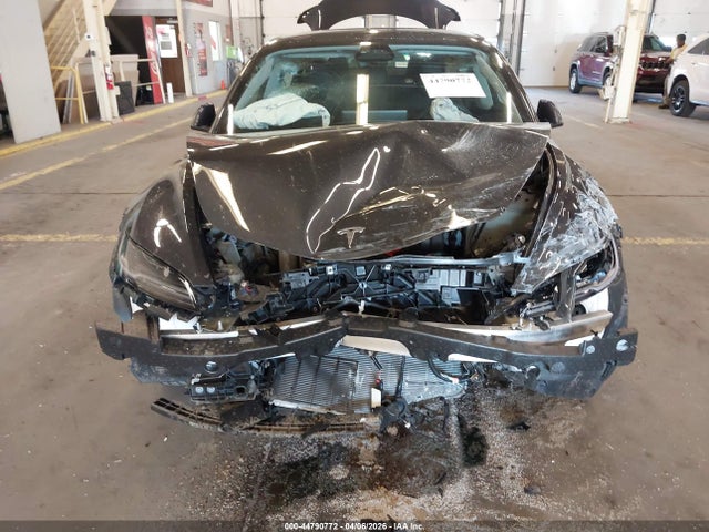 2025 Tesla Model 3 Long Range Rear-wheel Drive/standard Rear-wheel Drive მანქანა იყიდება აუქციონზე, vin: 5YJ3E1EA4SF042889, აუქციონის ნომერი: 44790772