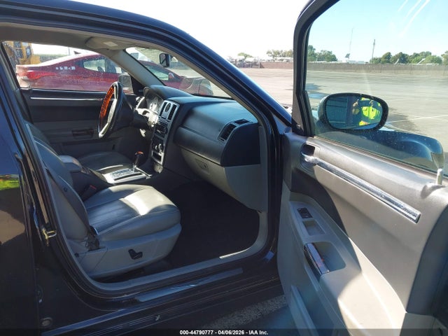 2006 CHRYSLER 300C 2C3KA63H86H248144 Photo 4