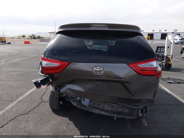 Toyota Sienna Le 8 Passenger 2015 5TDKK3DC0FS591672 Image 17