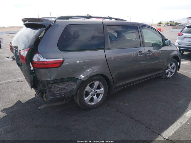 Toyota Sienna Le 8 Passenger 2015 5TDKK3DC0FS591672 Image 4