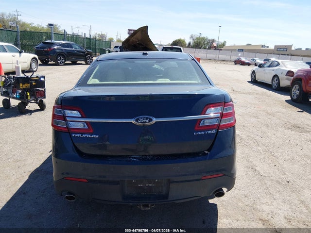 Ford Taurus Limited 2017 1FAHP2F86HG121597 Image 16