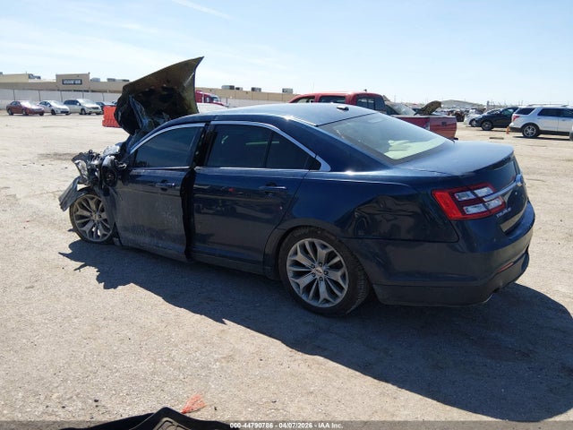 Ford Taurus Limited 2017 1FAHP2F86HG121597 Image 3