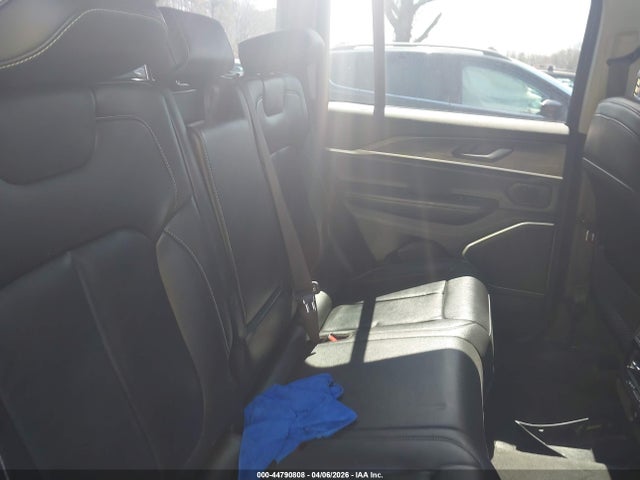 2022 Jeep Grand Cherokee Limited 4x4 მანქანა იყიდება აუქციონზე, vin: 1C4RJHBG8N8540542, აუქციონის ნომერი: 44790808