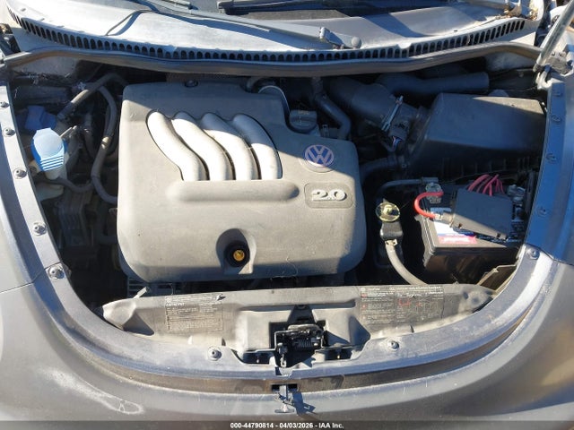 2004 Volkswagen New Beetle Gl მანქანა იყიდება აუქციონზე, vin: 3VWBK21CX4M401885, აუქციონის ნომერი: 44790814