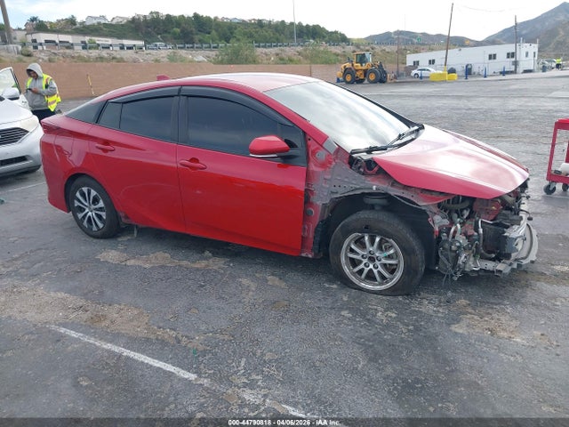 JTDKAMFP8M3172069 Toyota Prius Prime Limited