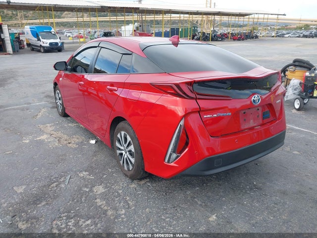 JTDKAMFP8M3172069 Toyota Prius Prime Limited