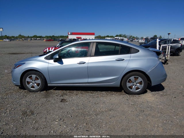 44790839 :رقم المزاد ، 1G1BC5SM2H7149194 vin ، 2017 Chevrolet Cruze Ls Auto مزاد بيع
