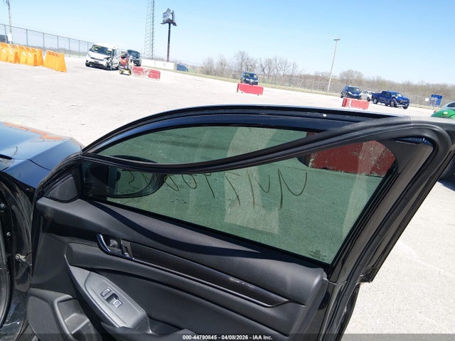 44790845 :رقم المزاد ، 1HGCV1F39LA037991 vin ، 2020 Honda Accord Sport مزاد بيع