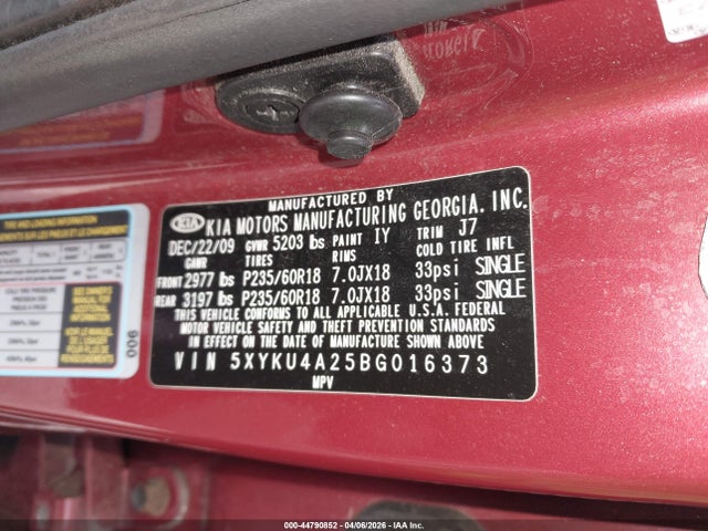 2011 KIA SORENTO 5XYKU4A25BG016373 Photo 8